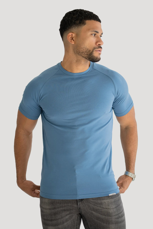 THE MUSCLE BASIC T-SHIRT