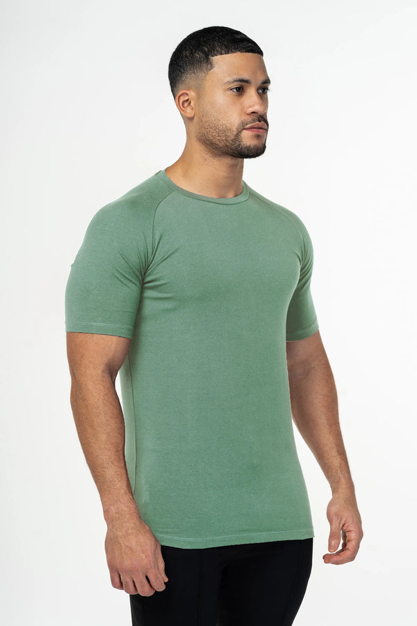 THE MUSCLE BASIC T-SHIRT