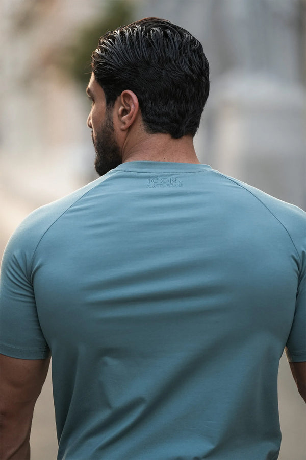 THE MUSCLE BASIC T-SHIRT