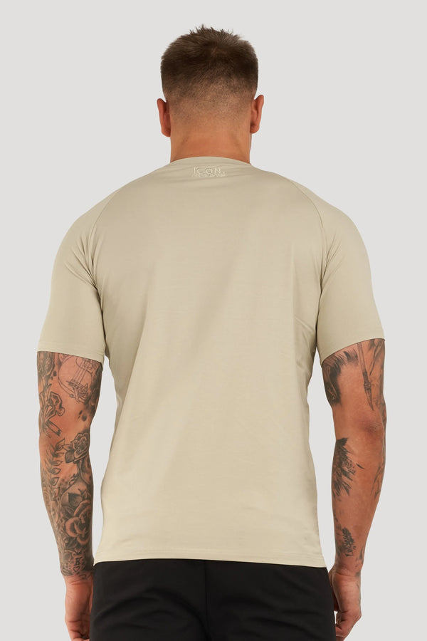 THE MUSCLE BASIC T-SHIRT