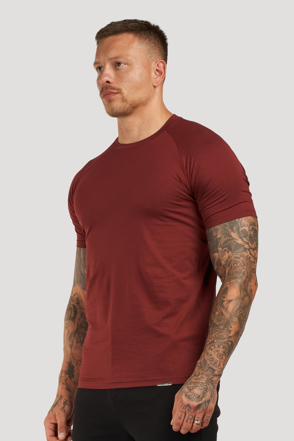 THE MUSCLE BASIC T-SHIRT