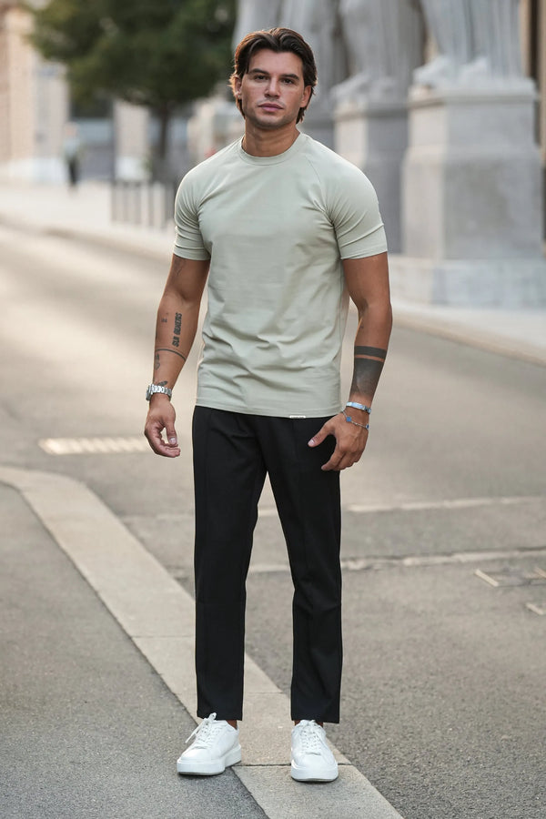 THE MUSCLE BASIC T-SHIRT